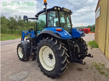 Tractor New Holland t5.95: foto 4