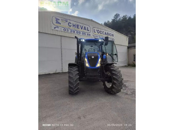 Tractor New Holland t6.145 ec: foto 5 Tractor New Holland t6.145 ec: foto 5