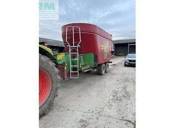 Maquinaria ganadera STRAUTMANN