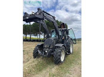 Tractor VALTRA N134