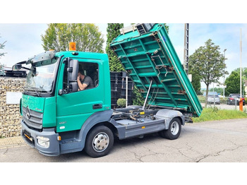 Camión multibasculante MERCEDES-BENZ Atego 821