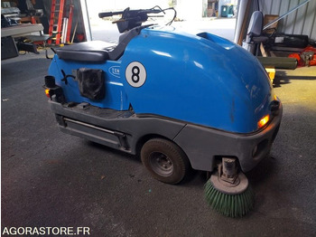 Barredora vial TENNANT