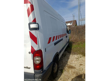 Furgón RENAULT MASTER - 2004 - 185782km: foto 4