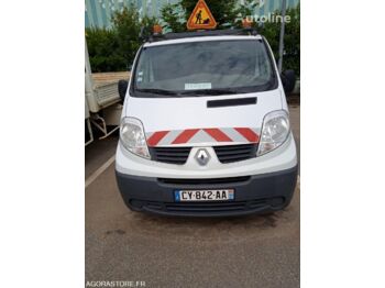 Furgón RENAULT TRAFIC: foto 1