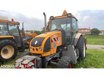Tractor RENAULT