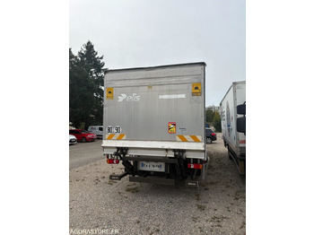 Camión RENAULT Midlum