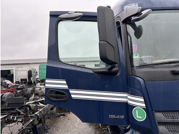 Puerta y piezas MERCEDES-BENZ