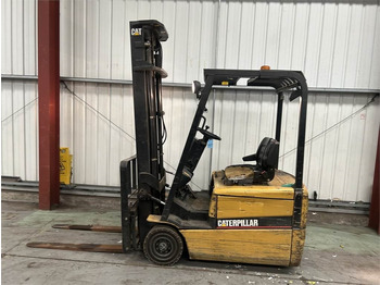 Carretilla elevadora eléctrica CATERPILLAR EP16
