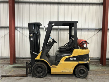 Carretilla elevadora de gas CATERPILLAR GP