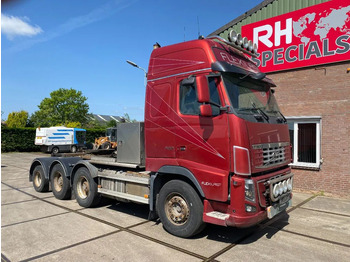 Cabeza tractora Volvo FH 16.700 FH16-700 8X4 140 TON FULL STEEL: foto 4