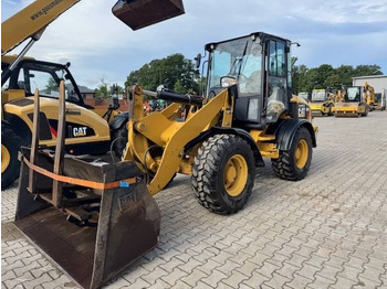 Cargadora de ruedas CATERPILLAR 908H