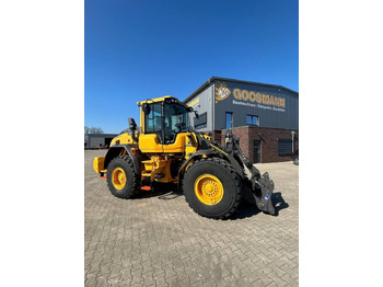 Cargadora de ruedas Volvo L 90 H: foto 3