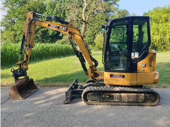 Miniexcavadora CATERPILLAR