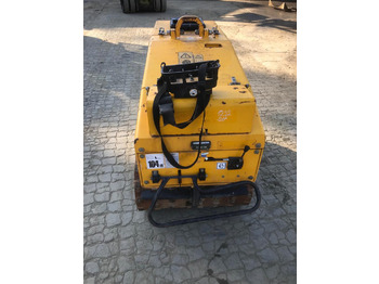 Rodillo JCB VM 1500: foto 4