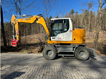Excavadora de ruedas LIEBHERR A 910