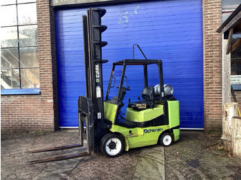 Carretilla elevadora 1999 CLARK CGC30 FORKLIFT 7300 MM: foto 4 Carretilla elevadora 1999 CLARK CGC30 FORKLIFT 7300 MM: foto 4