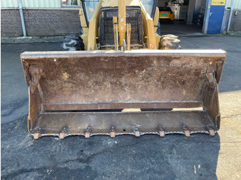Bulldozer Cat 428C: foto 3