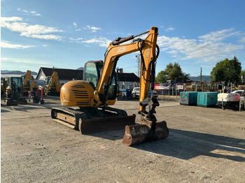 Excavadora de cadenas JCB 8085