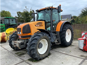 Tractor RENAULT Ares