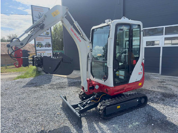 Miniexcavadora TAKEUCHI