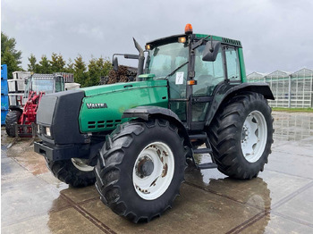 Tractor VALTRA 8000