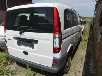 Furgoneta de pasajeros REF:Immatriculé sous : 1-CWZ-976 - Voiture Mercedes-Benz Vito: foto 3