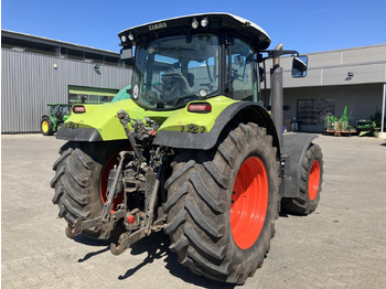 Tractor CLAAS Arion 640: foto 4
