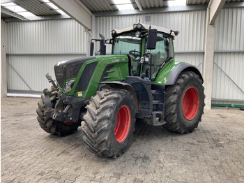 Tractor FENDT 828 Vario