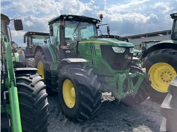 Tractor JOHN DEERE 6210R