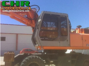 Excavadora de ruedas FIAT-HITACHI