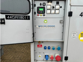 Generador industriale Europower EPUS44TDE Kubota Leroy Somer 44 kVA Supersilent Rentalg eneratorset 2018 !: foto 3 Generador industriale Europower EPUS44TDE Kubota Leroy Somer 44 kVA Supersilent Rentalg eneratorset 2018 !: foto 3