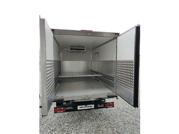 Furgoneta frigorifica nuevo Iveco Daily 180 Tiefkühlkoffer 6PAL: foto 4 Furgoneta frigorifica nuevo Iveco Daily 180 Tiefkühlkoffer 6PAL: foto 4
