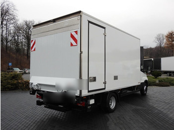 Furgoneta frigorifica Iveco DAILY 70C17 CHŁODNIA 0*C WINDA 9 PALET ZASILANIE 230V TEMPOMAT K: foto 3
