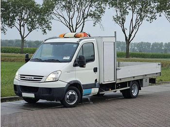 Camión caja abierta IVECO Daily