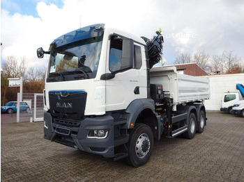 Camión volquete MAN
