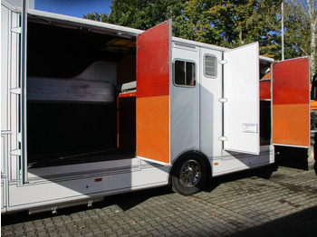 Arrendamiento de Mercedes-Benz Axor 1833 - Horse transporter Mercedes-Benz Axor 1833 - Horse transporter: foto 5