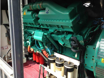Generador industriale Cummins Generator 1250 KVA QSK45-G4 Engine Super silent Silent: foto 4