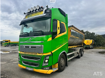 Camión multibasculante VOLVO FH16 750