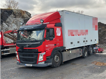 Camión caja cerrada VOLVO FM 500