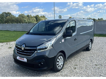 Minibús RENAULT Trafic