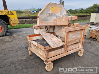Equipo de construcción NORTON