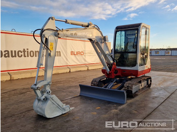 Miniexcavadora TAKEUCHI TB135