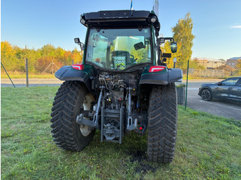 Tractor Valtra A114MH4 AC 71.5: foto 5