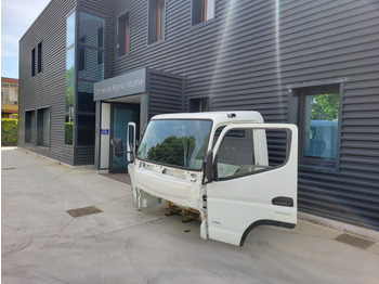 Cabina e interior para Camión Mitsubishi Fuso "C": foto 2