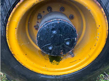 Excavadora de ruedas HYDREMA CONSTRUCTION EXCAVATOR MX16 RAIL: foto 5