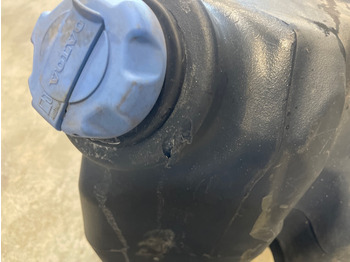 Sistema de combustible para Camión VOLVO ADBLUE TANK  22116321: foto 3 Sistema de combustible para Camión VOLVO ADBLUE TANK  22116321: foto 3