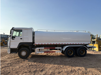 Camión cisterna SINOTRUK HOWO 371 Water Tanker Truck: foto 5
