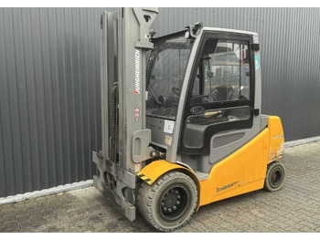 Carretilla elevadora eléctrica JUNGHEINRICH EFG