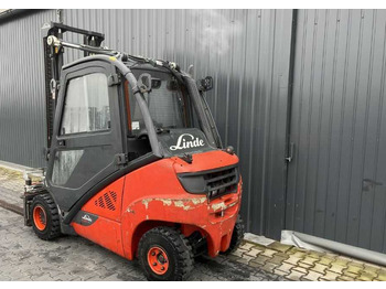 Arrendamiento de  Linde H25T-02 Linde H25T-02: foto 3