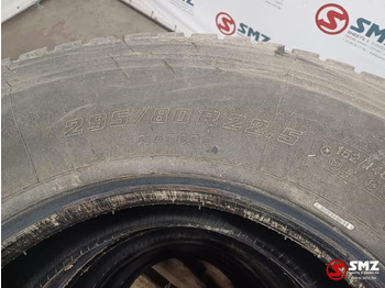 Neumático para Camión Bridgestone Occ vrachtwagenband Bridgestone 295/80R22.5 152/14: foto 3